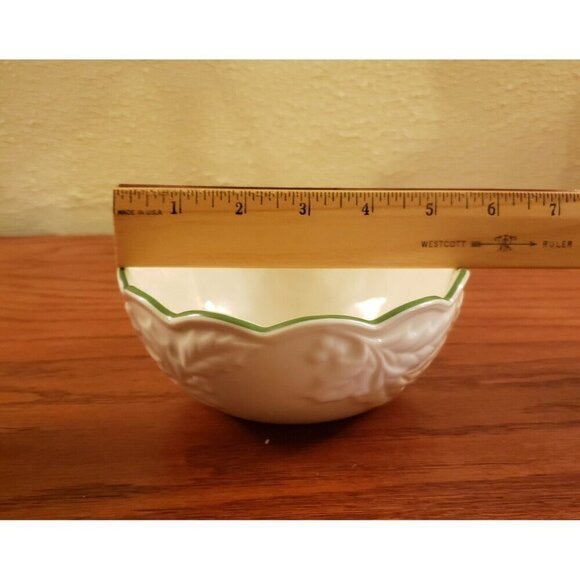Lenox Dip Bowl Spoon Hosting the Holidays Embossed Christmas Vintage New - Picture 7 of 7